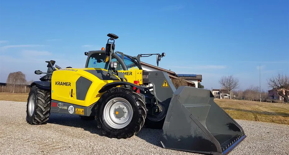 utilizzato per caricamento del materiale di risulta su camion o cippatore.